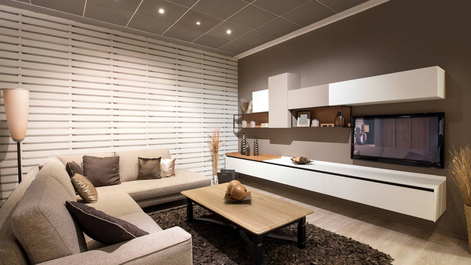 Light control with window blinds Livermore